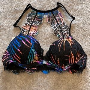 EUC VS pink date push-up bra 32B